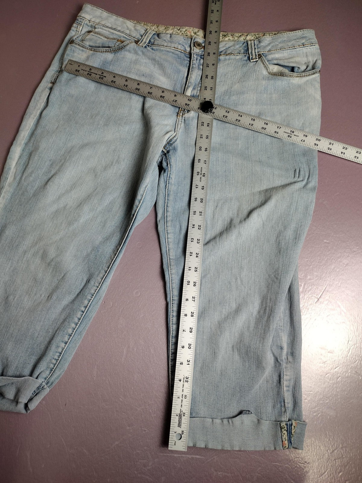 Womens Capri Jeans Light Wash Cuffed Cropped Denim Pants Stretch Casual