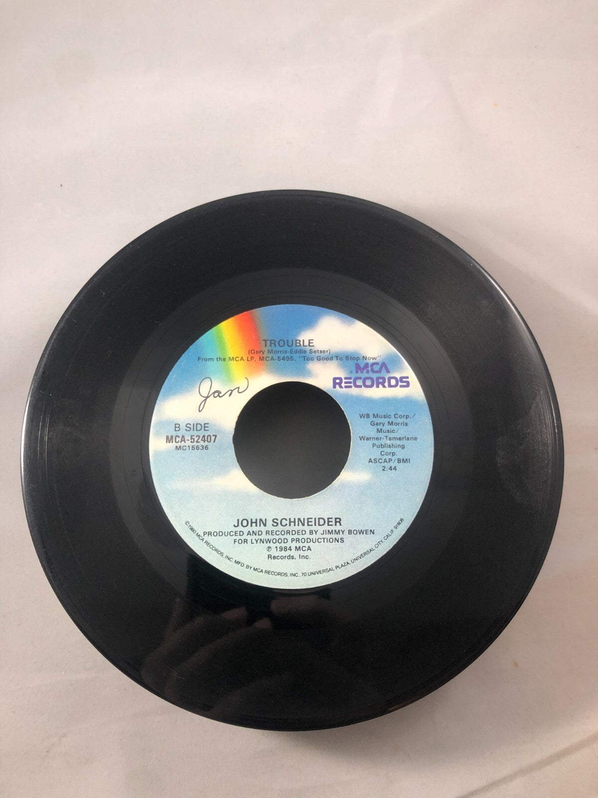 JOHN SCHNEIDER I'VE BEEN AROUND ENOUGH TO KNOW/TROUBLE (G+) MCA-52407 45 RECORD