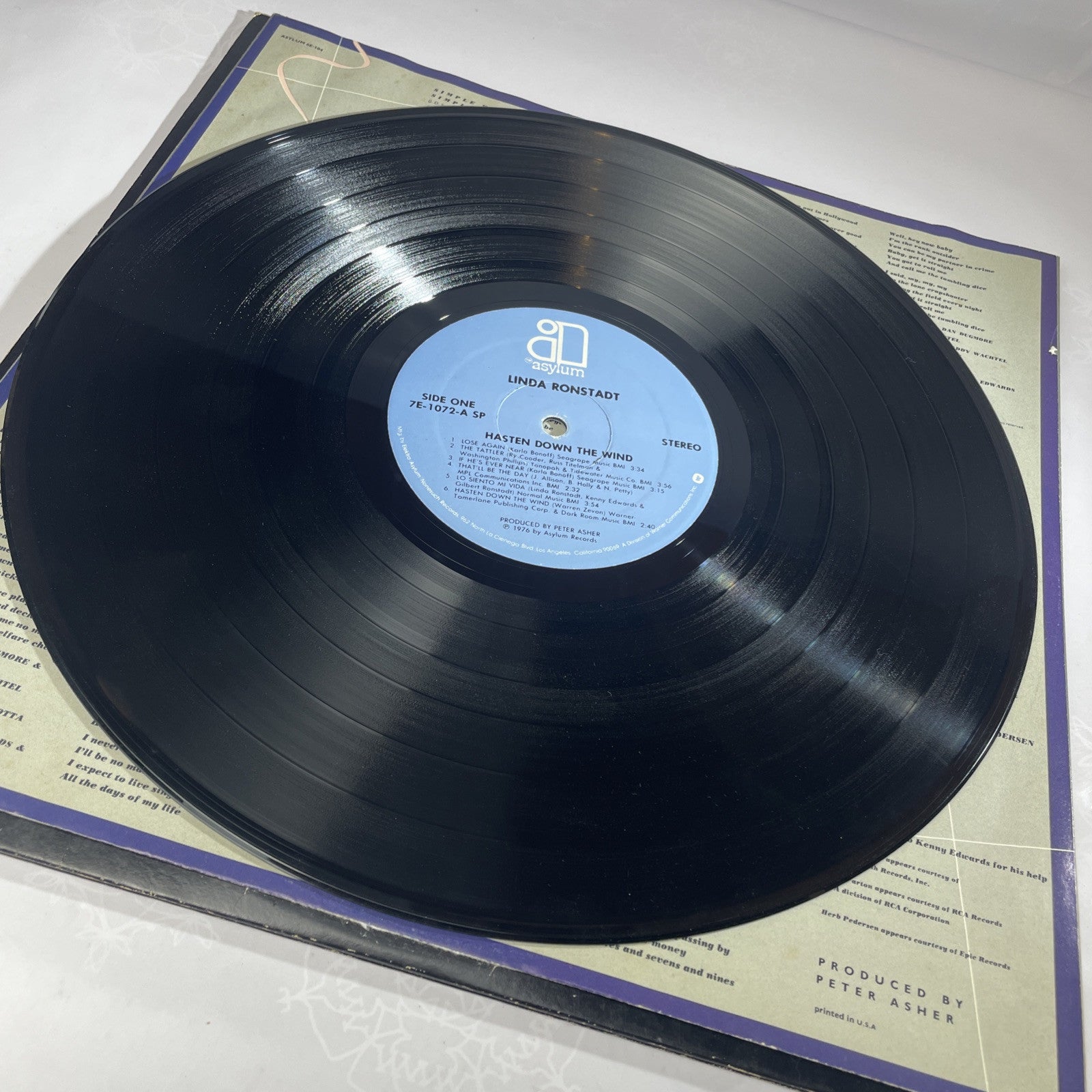 Linda Ronstadt Hasten Down The Wind Vinyl Record LP Asylum Records 7E-1072B