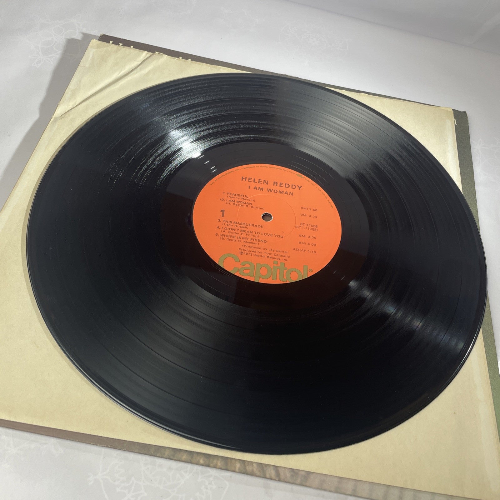 HELEN REDDY I AM WOMAN LP ALBUM RECORD VINYL ST-11068 Fast Shipping VG+