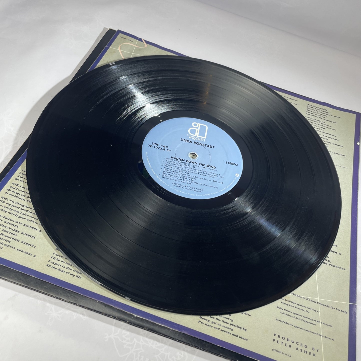Linda Ronstadt Hasten Down The Wind Vinyl Record LP Asylum Records 7E-1072B
