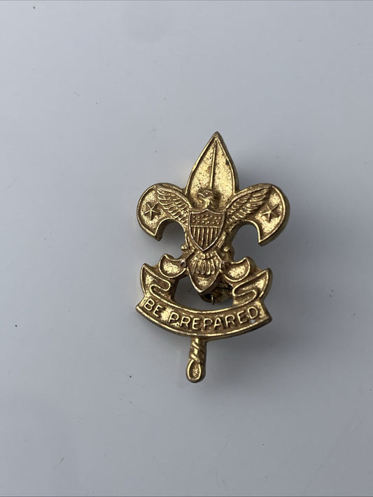 Vintage Boy Scouts Gold Tone First Class Scout Rank Parent Pin