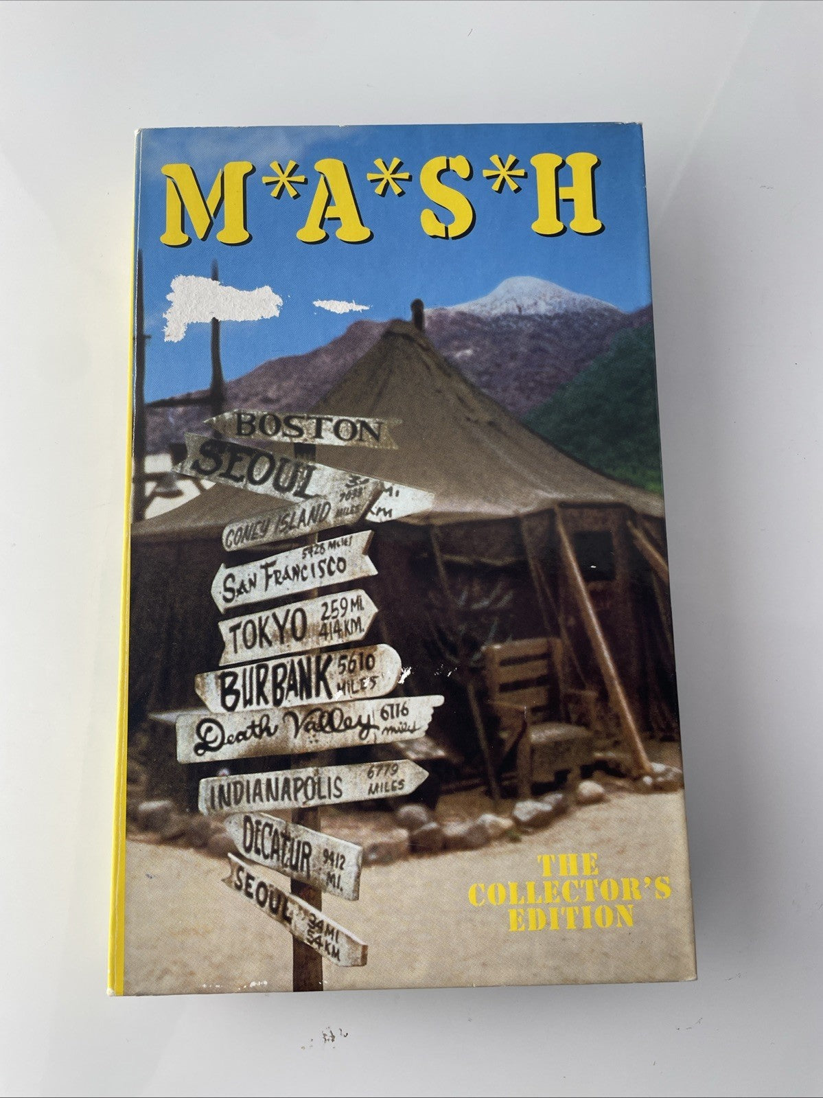 MASH VHS Collector's Edition 3 Episodes “Goodbye, Farewell And Amen”