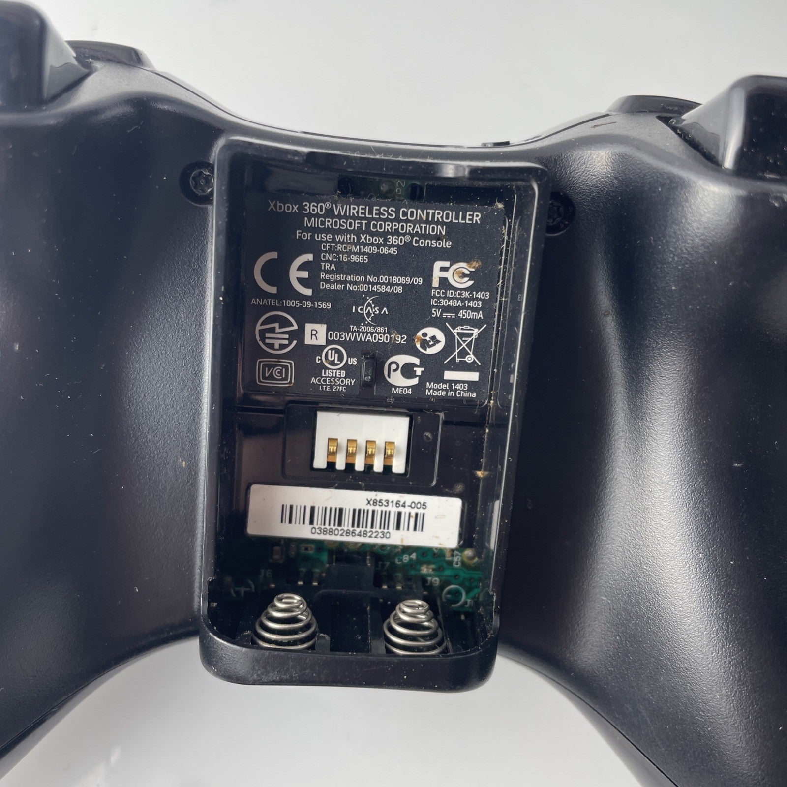 Microsoft Xbox 360 S MODEL 1439 -Controller NO HDD HARD DRIVE. Tested Working