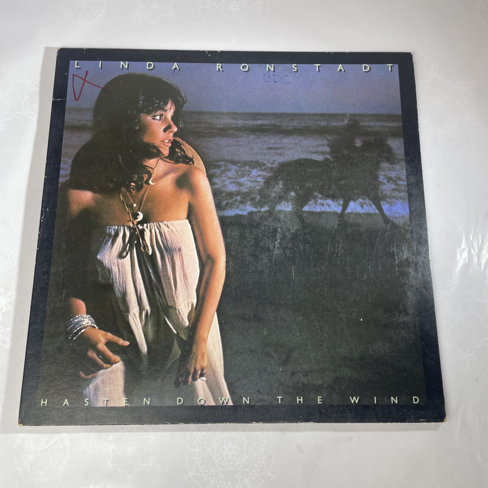 Linda Ronstadt Hasten Down The Wind Vinyl Record LP Asylum Records 7E-1072B
